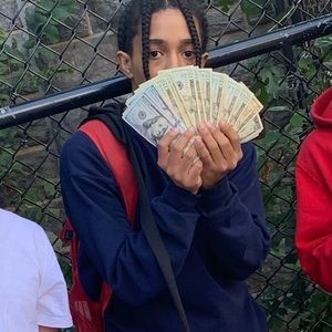 Meet your Posher, Tego